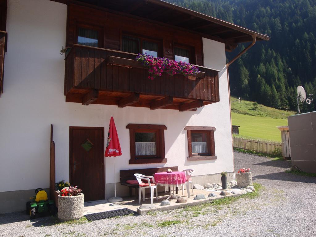 Ferienhaus Eiter Sankt Leonhard im Pitztal Exterior photo