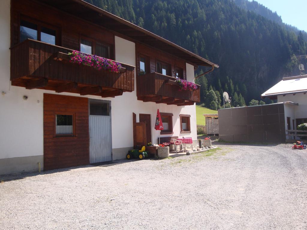 Ferienhaus Eiter Sankt Leonhard im Pitztal Exterior photo
